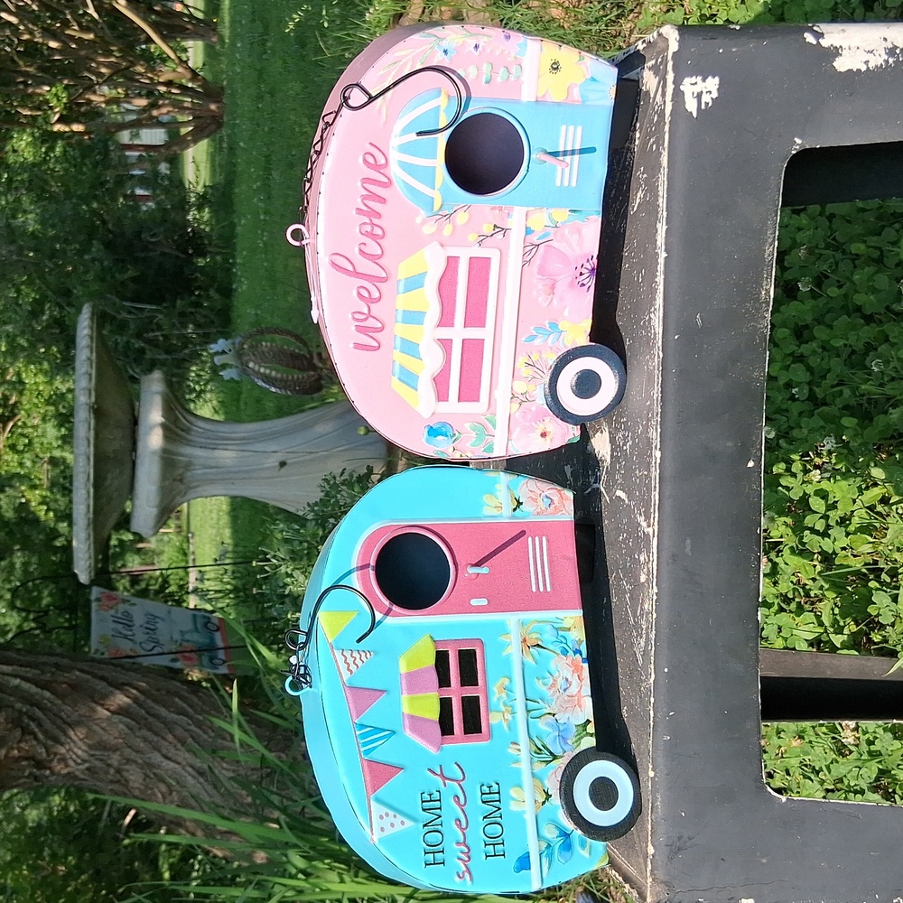 Colorful Camper Birdhouses Set